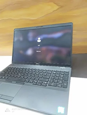dell 5500 core i5- 8th generation laptop