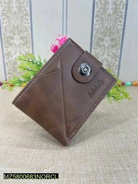 Men’s Leather Textured Bifold Wallet