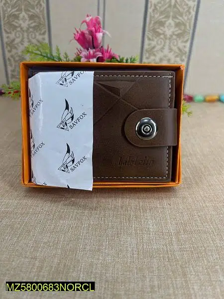 Men’s Leather Textured Bifold Wallet