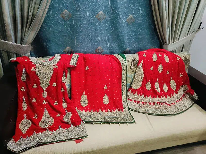 Red bridal lahnaga for sale.