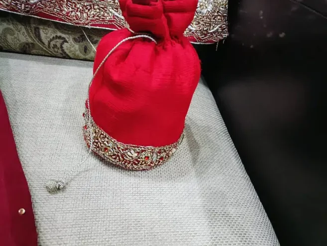 Red bridal lahnaga for sale.