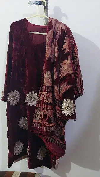 Mehroon velvet dress with Palachi dupatta