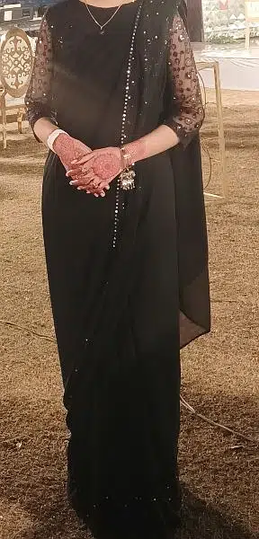 black saree