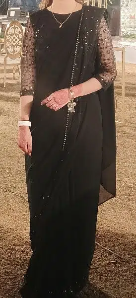 black saree