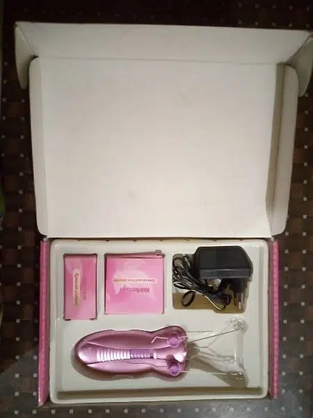 Hair remover machine used