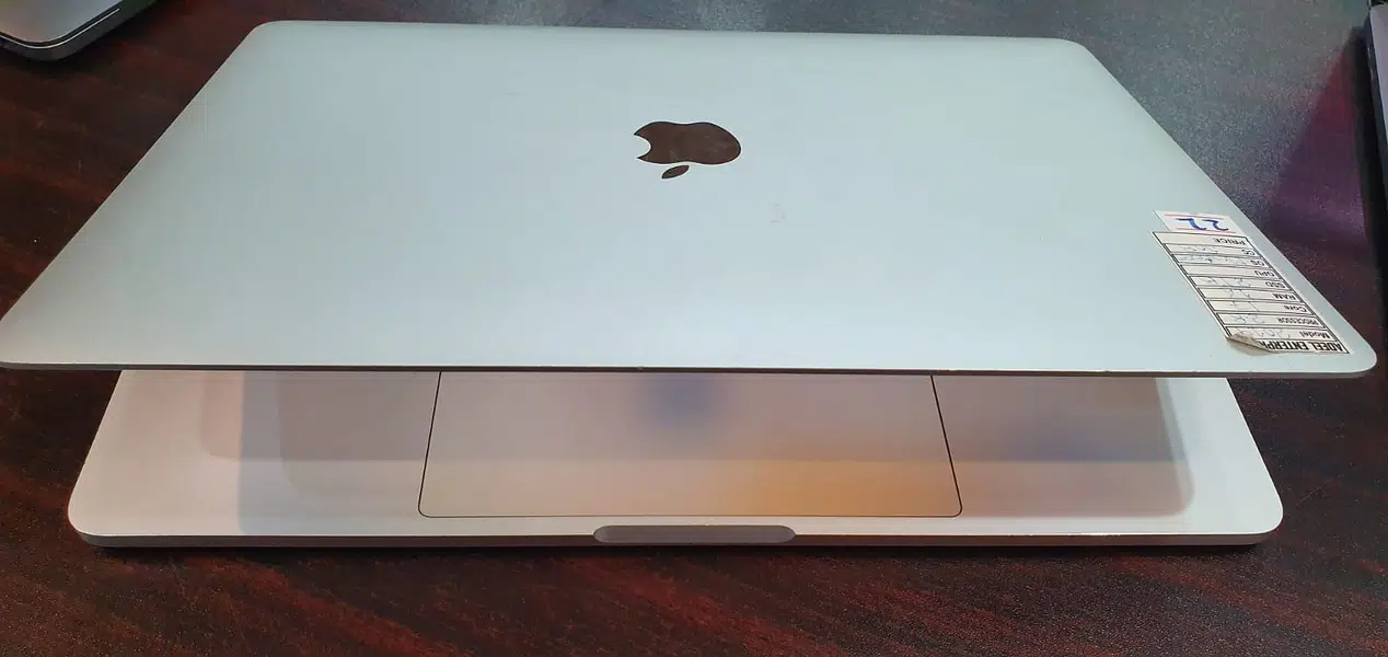 Macbook Pro 2019 13″ CTO core i7 16gb ram 2TB ssd