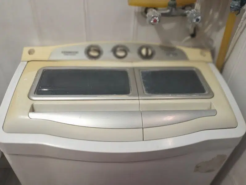 Kenwood Cyclone Washing Machine with Dryer