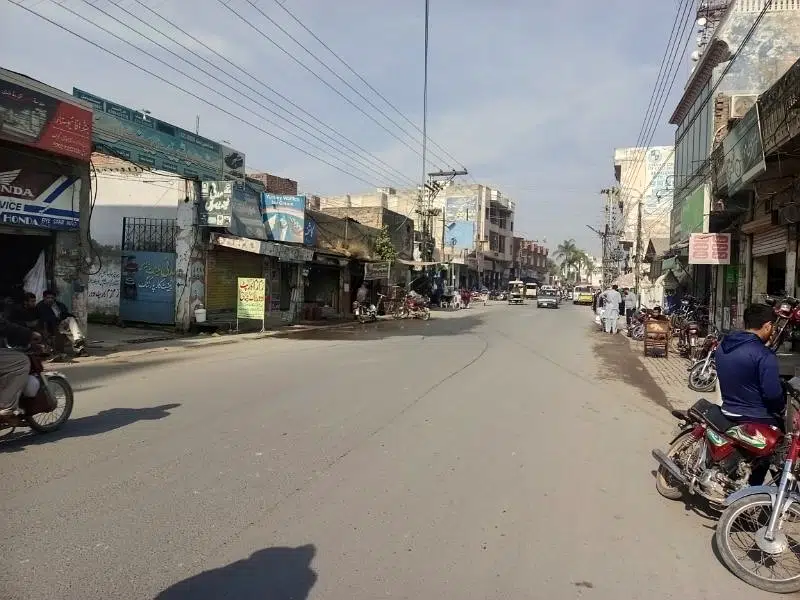 13 Marla Vip Building For Rent