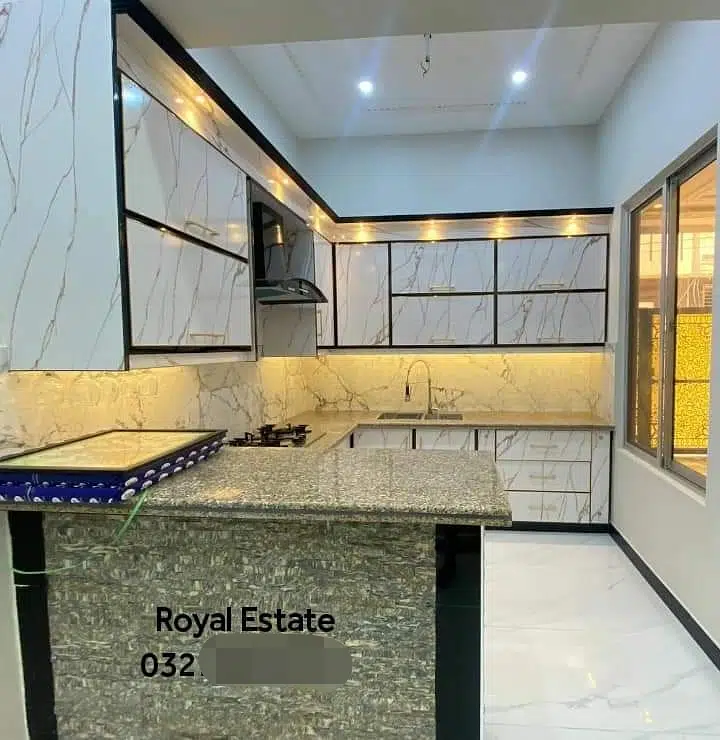 Mumtaz City 8 Marla house for rent