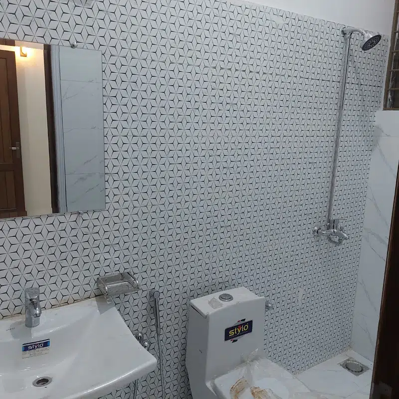 Top City 10 Marla house for rent