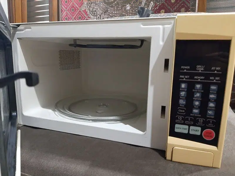 PEL microwave