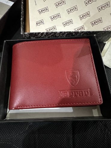 Deal of the day 3 real lather wallets for 4000