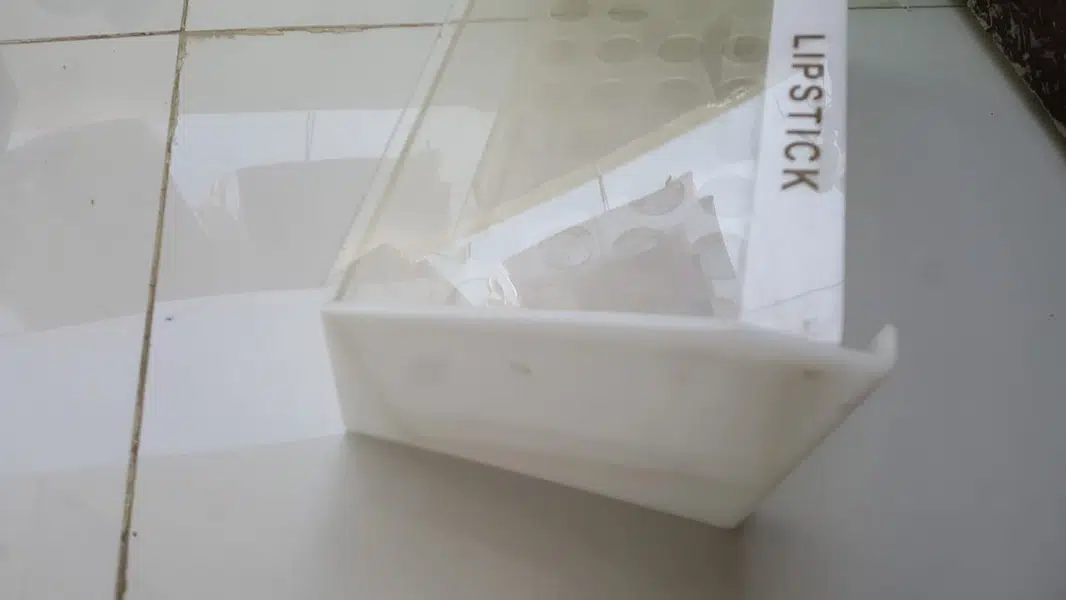 Lipistick holder new