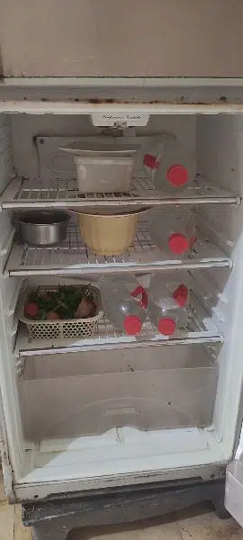 Dawlance Full size Fridge / Refrigerator