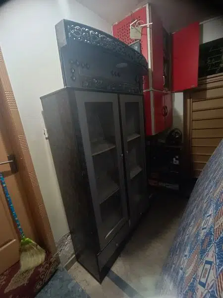 Complete king size bed set for sale