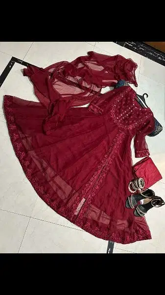 mirror embroidy maxi