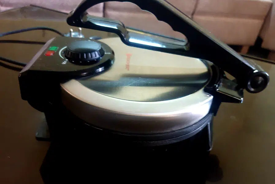 Westpoint deluxe roti maker