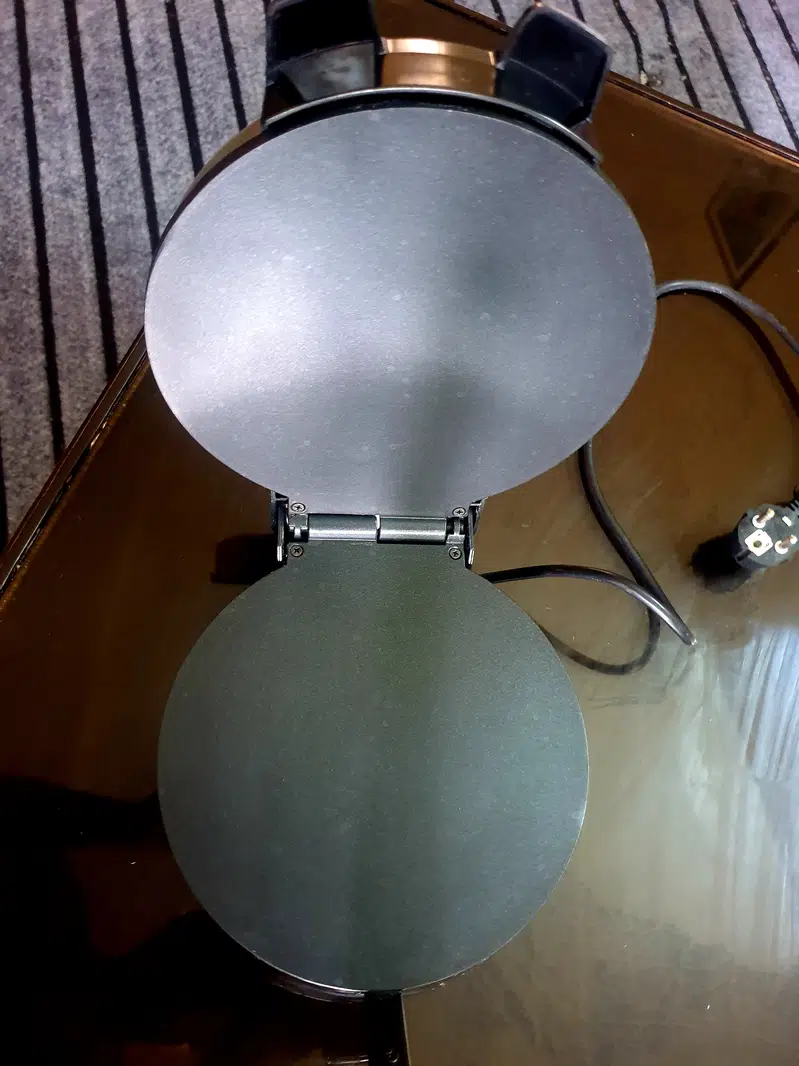 Westpoint deluxe roti maker