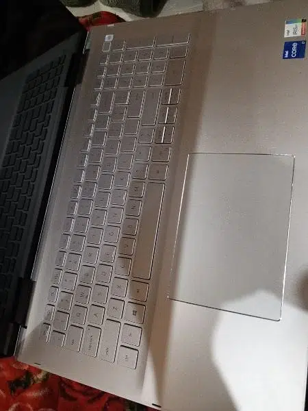 Dell core i7 11Gen touch screen