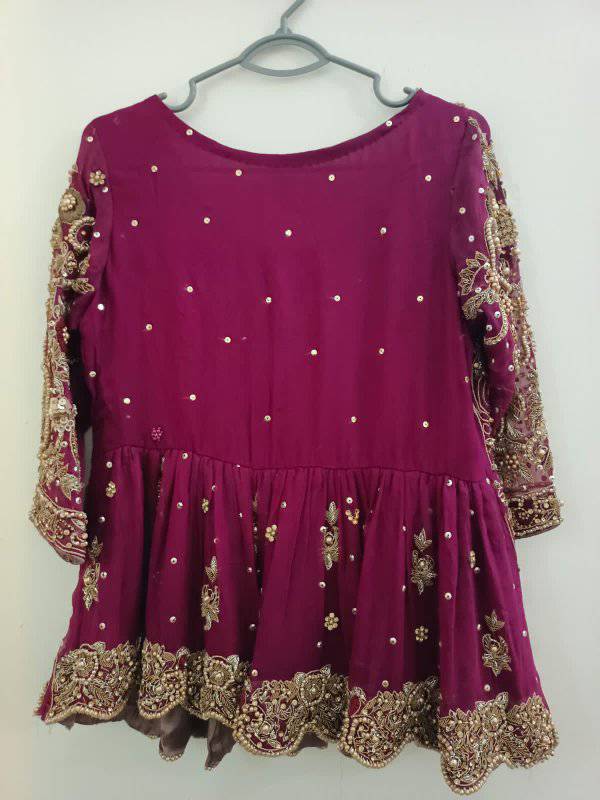 bridal dress tail lehnga with contrast dopata