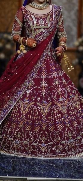 urgent sale Nomi Ansari inspired bridal dress