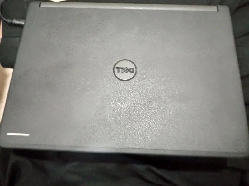 Dell window Chromebook Laptop