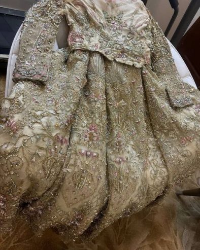 Urgent sale of beautiful Walima dress