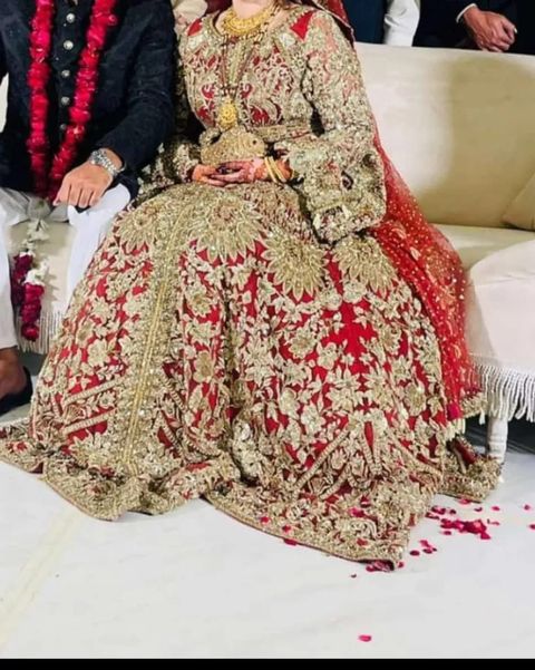 Stuffuse bridal dress for sale