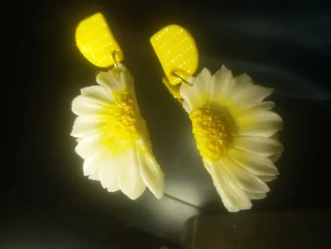 hand made earrings also can be made on order