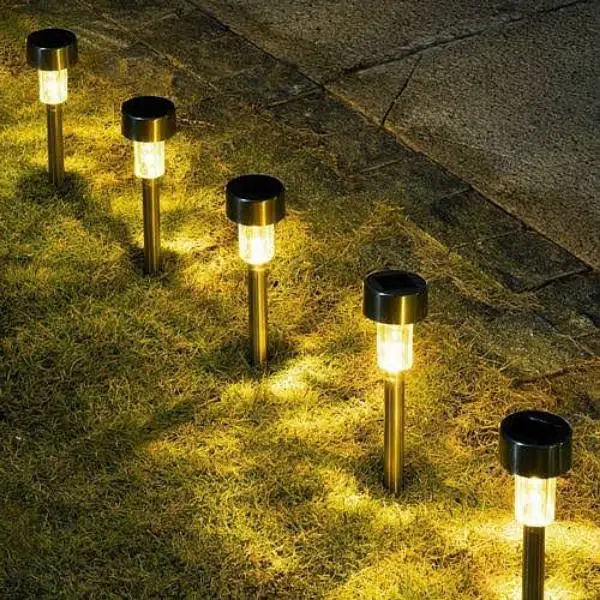 solar garden lights