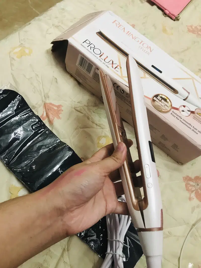 Hair straightener for women