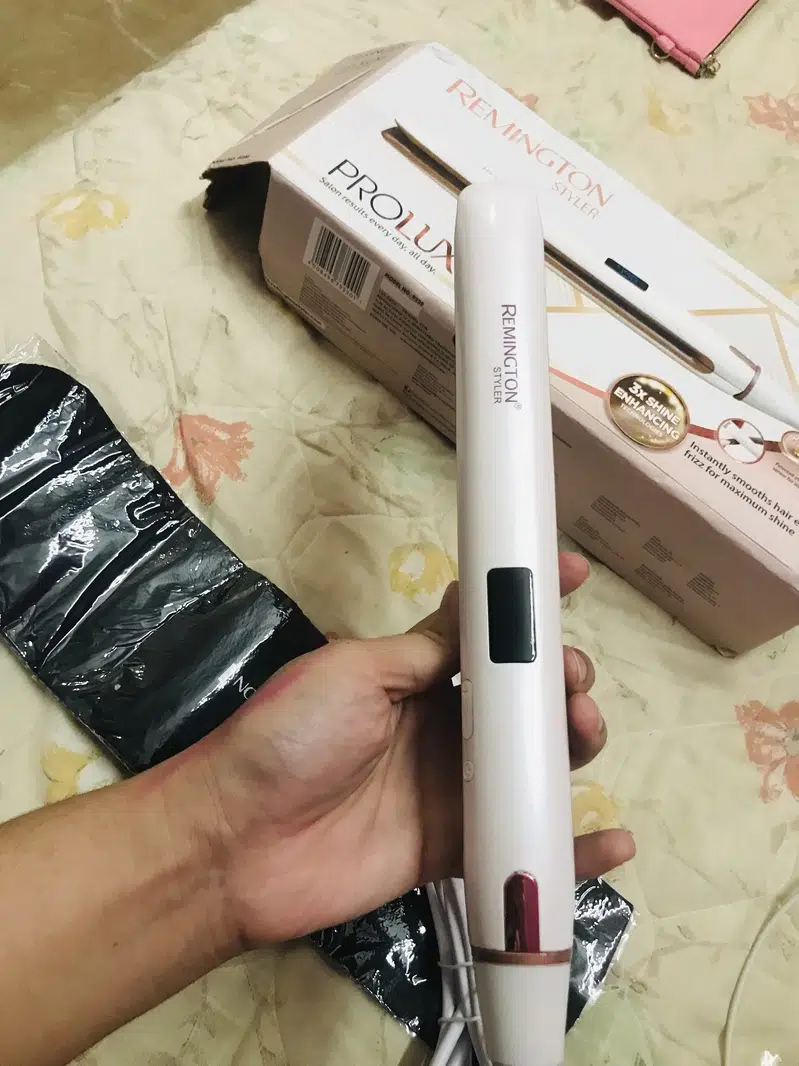 Hair straightener for women