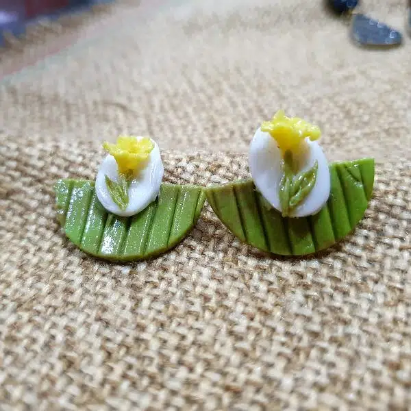 hand made earrings also can be made on order