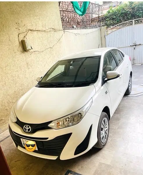 TOYOYA YARIS GLI 1.3 2022