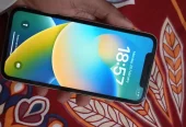 iphone 11 64GB NON PTA condition 10/10 model no A2221