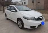 Honda city aspire prosmatic 1.3 automatic Model 2015