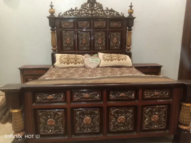 pure wooden bed + side tables / best condition