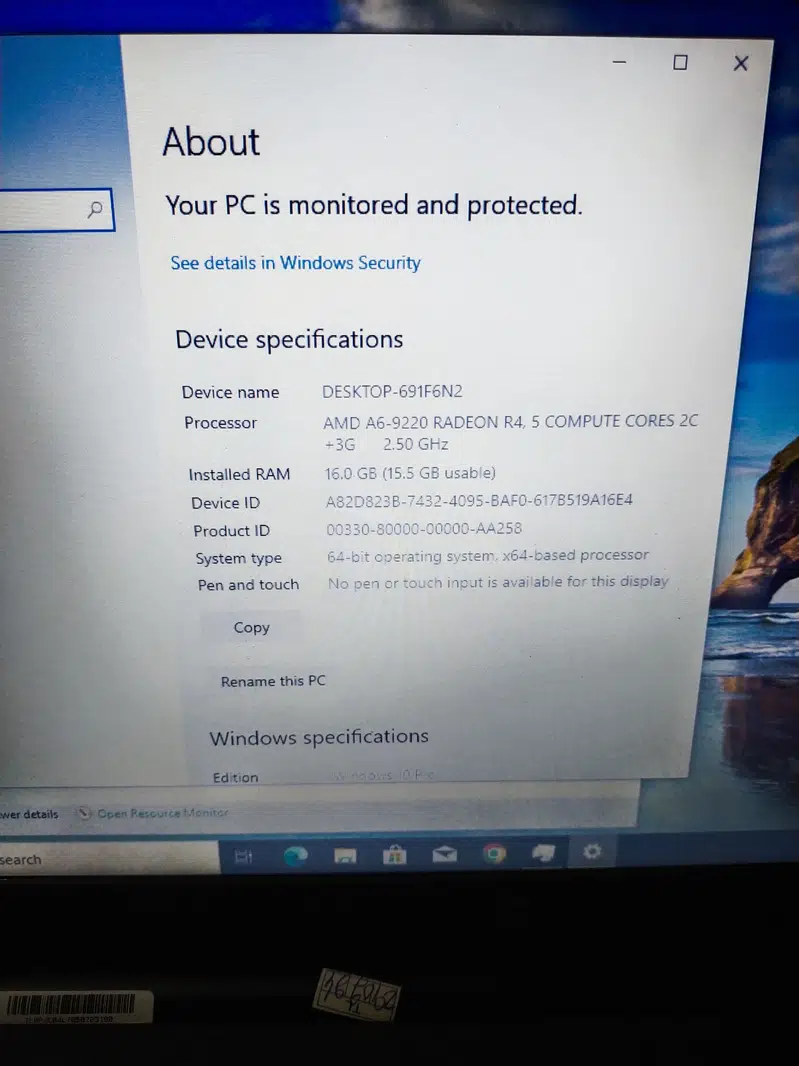 HP G6 16GB RAM 256GB SSD A6 9220 15.6inch HD LED 3 hours battery time