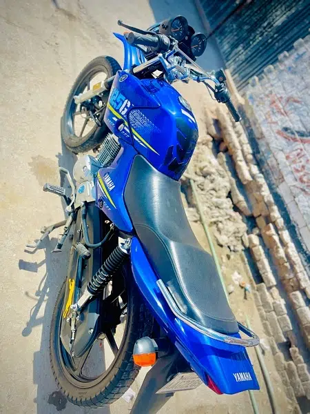 YAMAHA YBR G (blue edition)