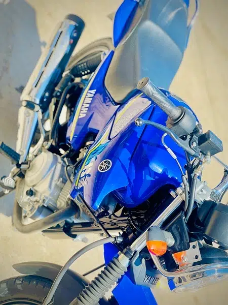 YAMAHA YBR G (blue edition)