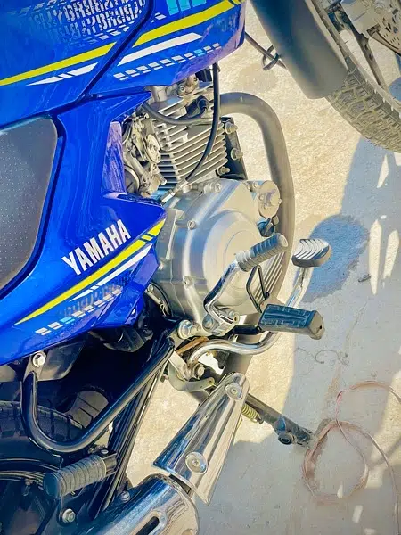 YAMAHA YBR G (blue edition)