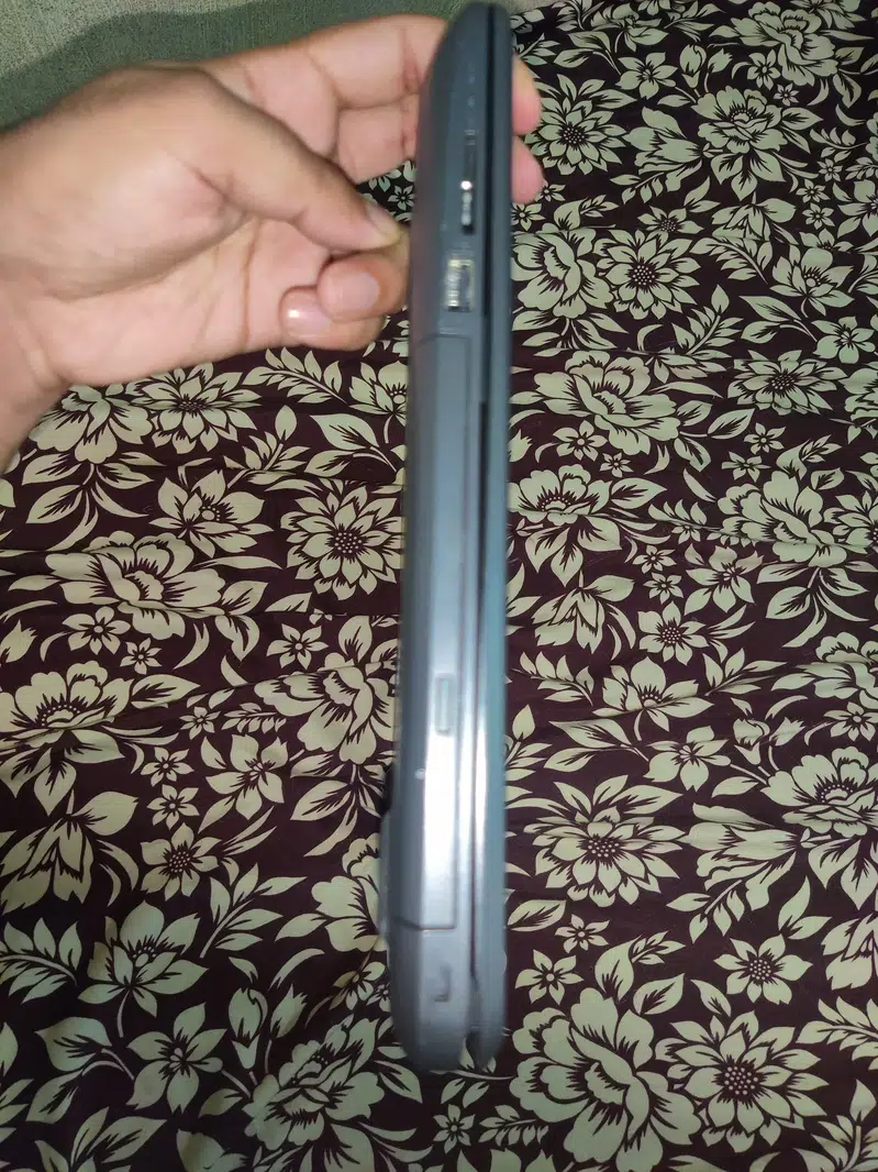 HP G6 16GB RAM 256GB SSD A6 9220 15.6inch HD LED 3 hours battery time