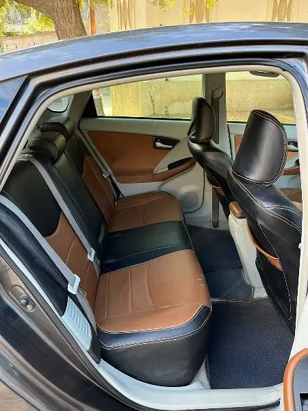 Toyota Prius G Touring Package