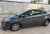 Toyota Prius G Touring Package