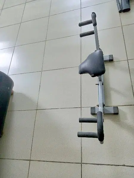 pack deck fly, lat pull down ,leg extension