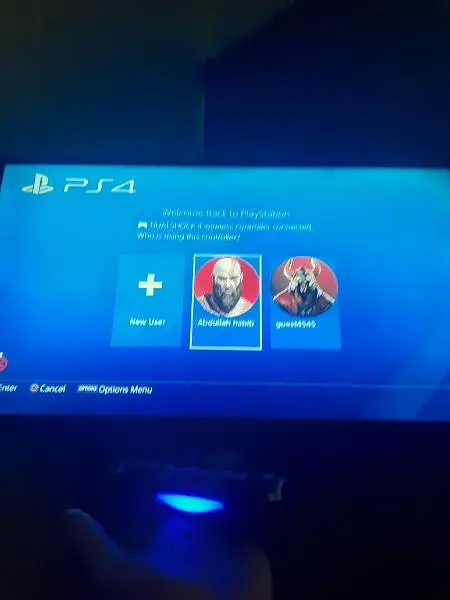 ps4 with two controller