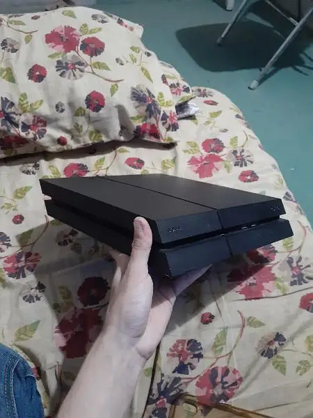 ps4 with two controller