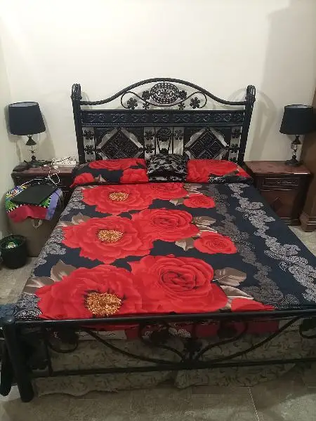 iron bed